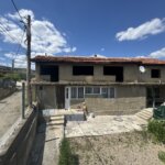 Алфа Агенти недвижими имоти Варна | ДВУЕТАЖНА КЪЩА С ДВОР И ОТЛИЧЕН ПОТЕНЦИАЛ В ГР. ПРОВАДИЯ  